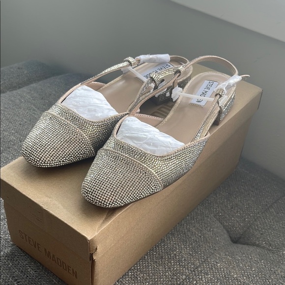 Steve Madden Belinda-R Embellished Slingback Flats Size 7 - Picture 2 of 6